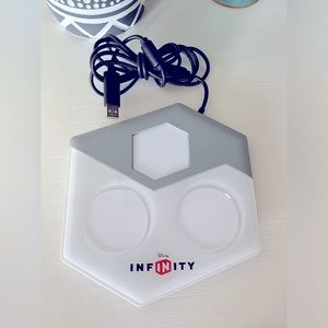 Disney Infinity Portal Base for Xbox 360 Model #INF-8032385